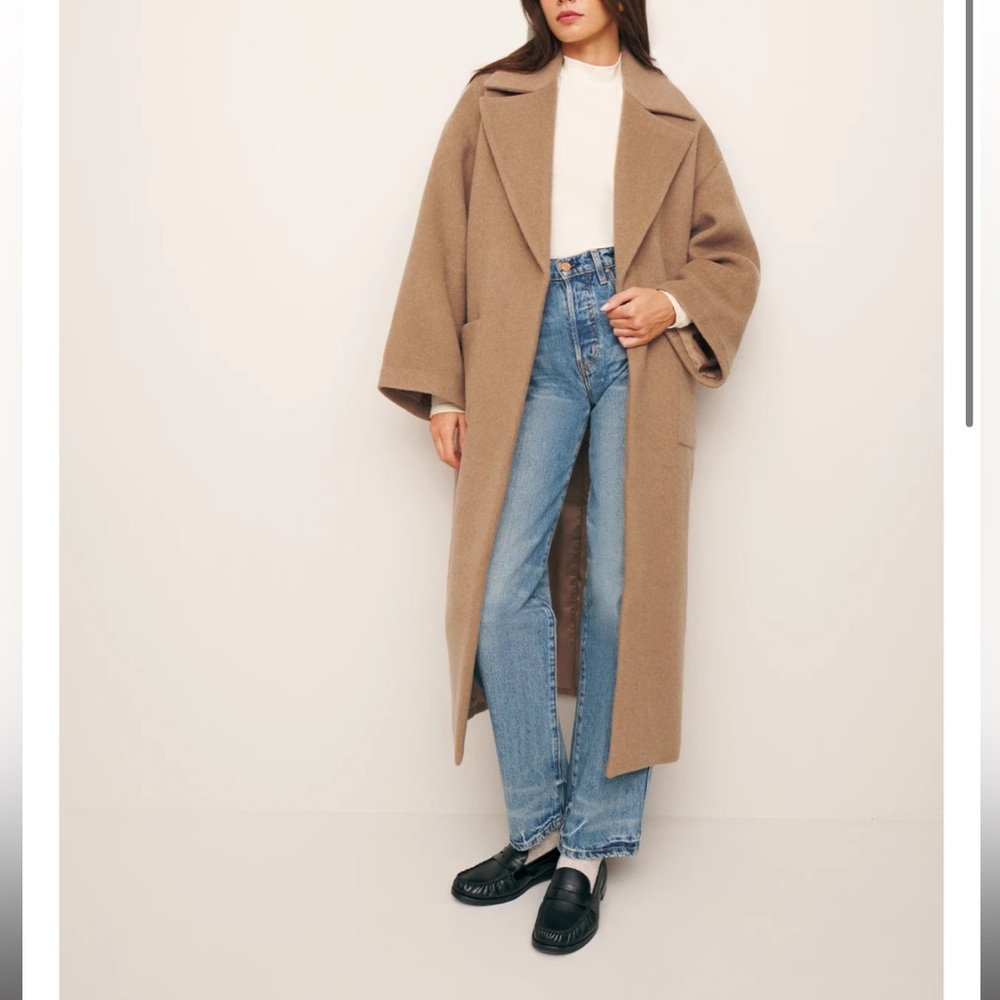 Reformation Sierra Oversized Coat in Camel - Picture 2 of 12